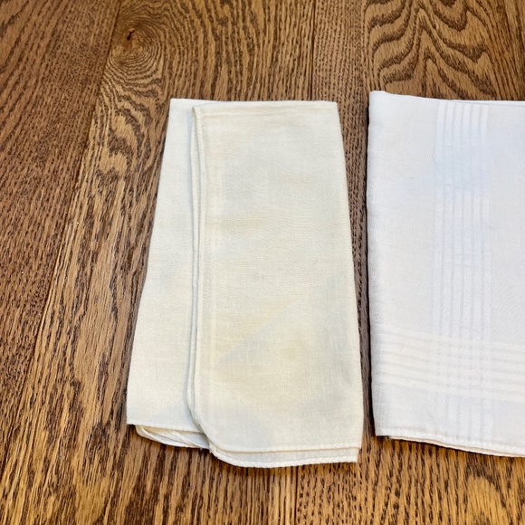 Bundle of Vintage Hankies (Monogrammed) - Picture 5 of 8